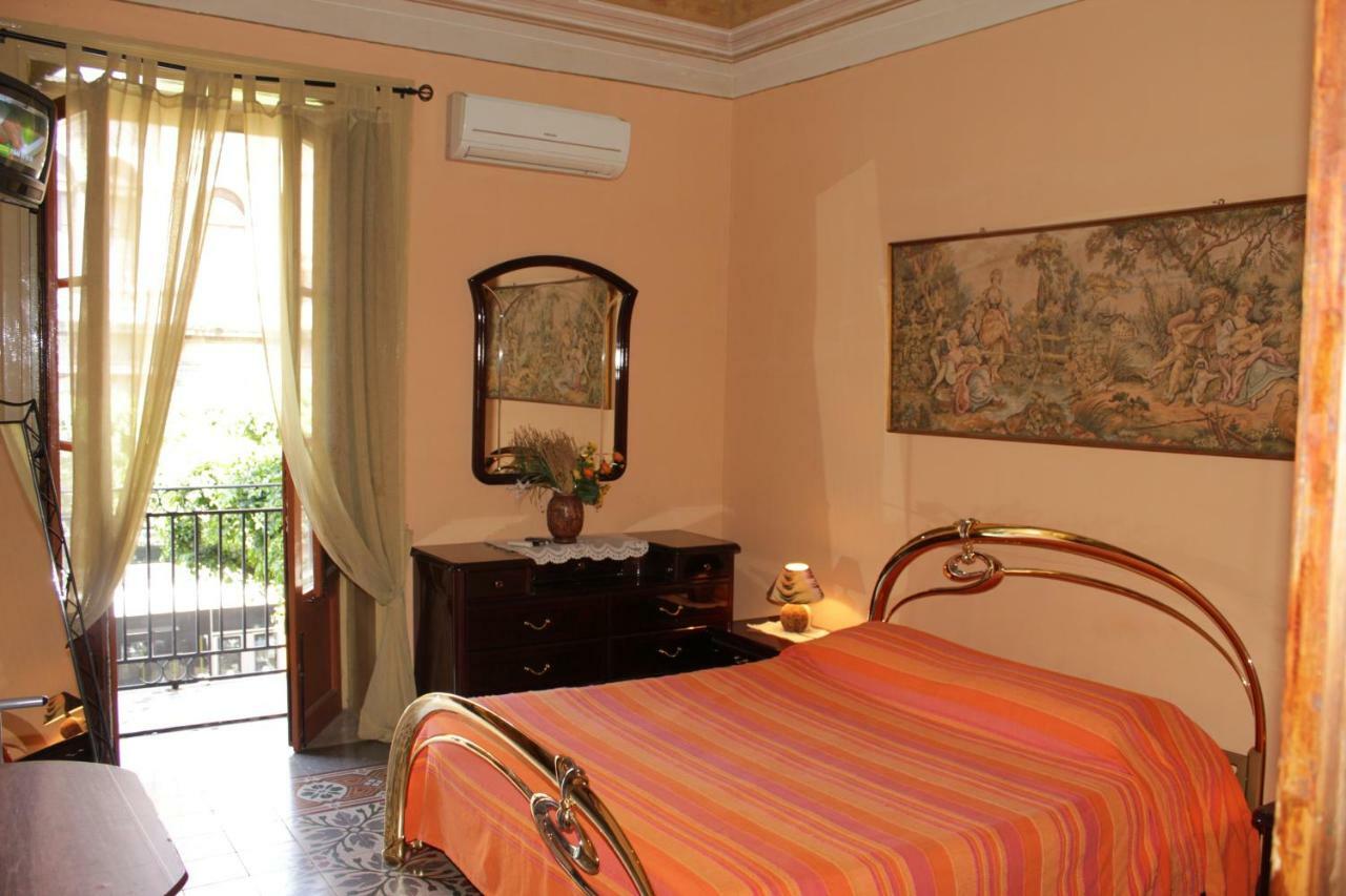 B&B Stazione Centrale Palermo Luaran gambar