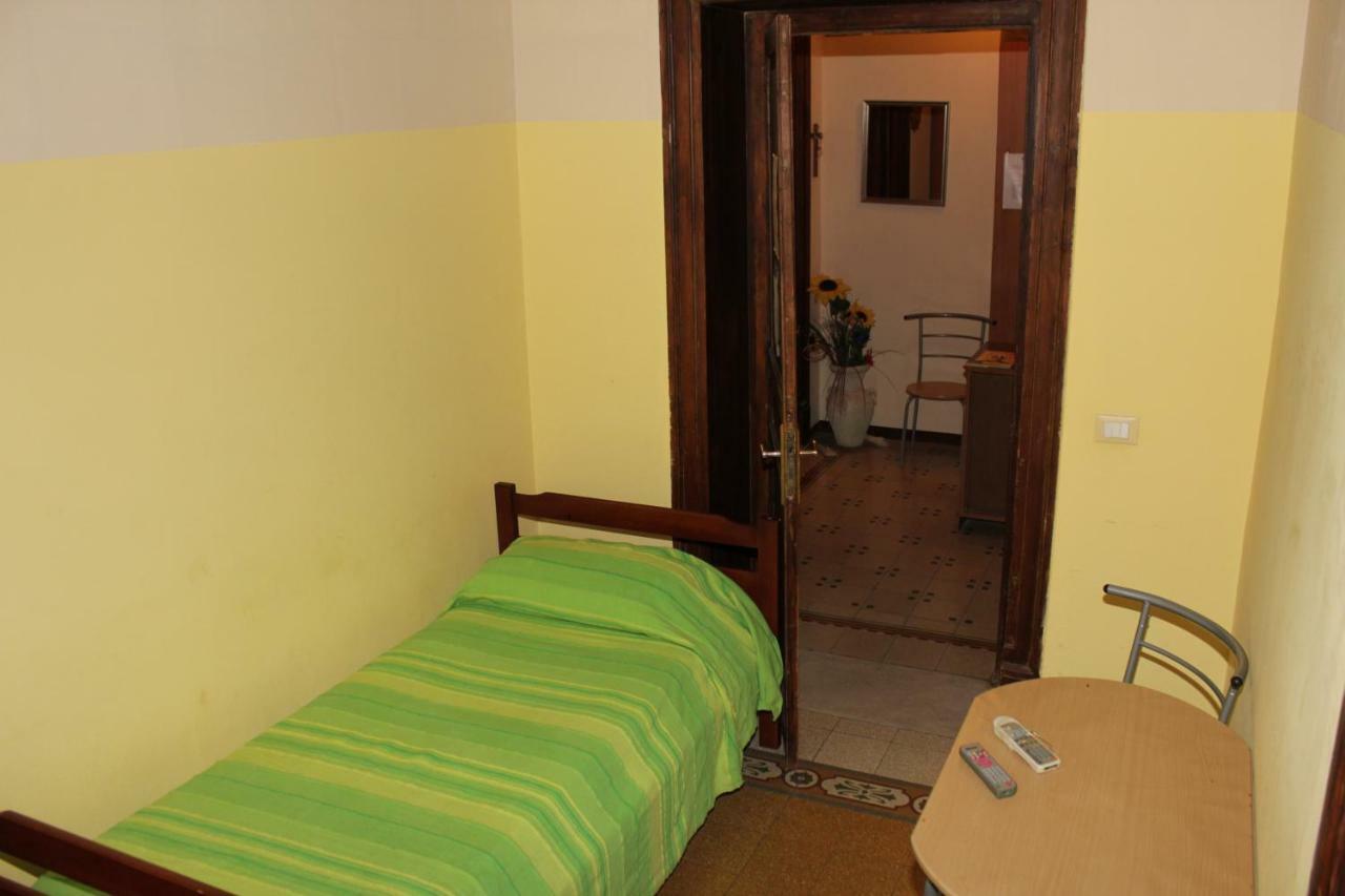 B&B Stazione Centrale Palermo Luaran gambar