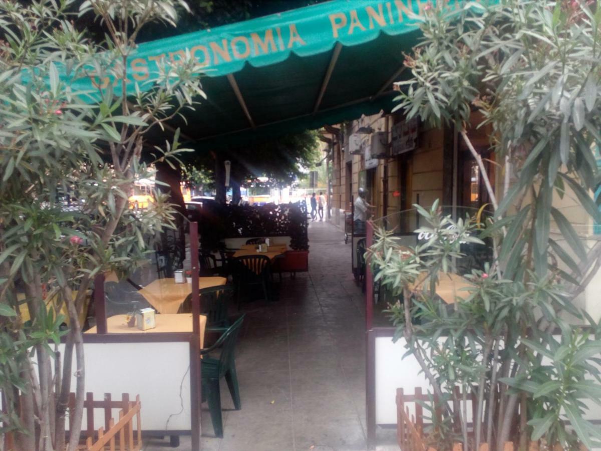 B&B Stazione Centrale Palermo Luaran gambar